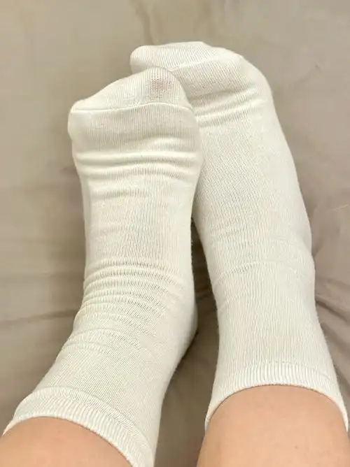 这是一双夏天穿不闷脚的奶呼呼袜子04