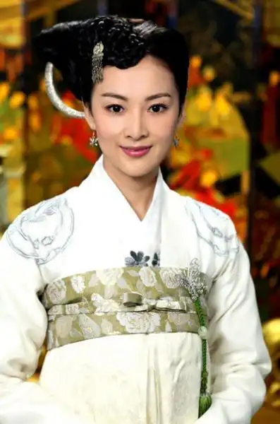 资料图片:电视剧《倾世皇妃》剧照-刘梓娇饰演刘连思