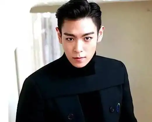 大背头发型好看吗 大背头如何扎好看