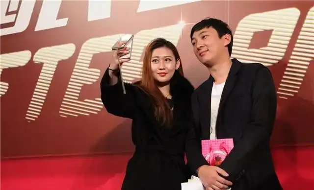 王思聪回应陪练游戏每小时666元谁点谁血赚女主播赞人帅活好