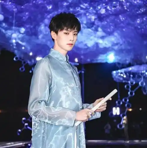 微信头像妖扬王敬轩