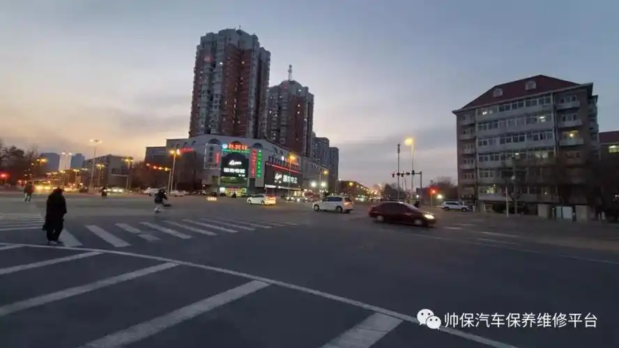 复工进行时实拍复工后天津晚高峰路况