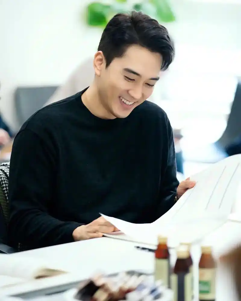 宋承宪 #一起吃晚餐吗 其实不是我选择单身,也不是我太挑剔 - 抖音