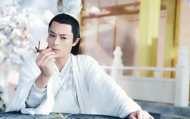 没有仙气就别挑战白色!古装白衣美男他们个个如谪仙一眼万年,这八位