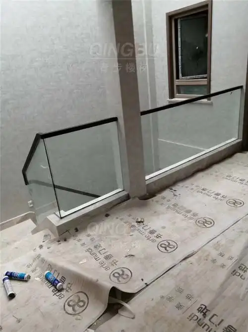 无框玻璃楼梯扶手预埋钢槽护栏杆极简约扶手钢化玻璃预埋u型地槽