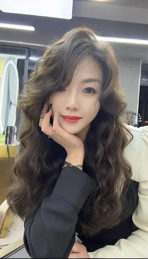 女生减龄烫发发型推荐 发型推荐 懂你的发型师