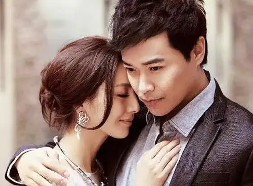 陈思成出轨,与一女子前往公寓逗留两小时.