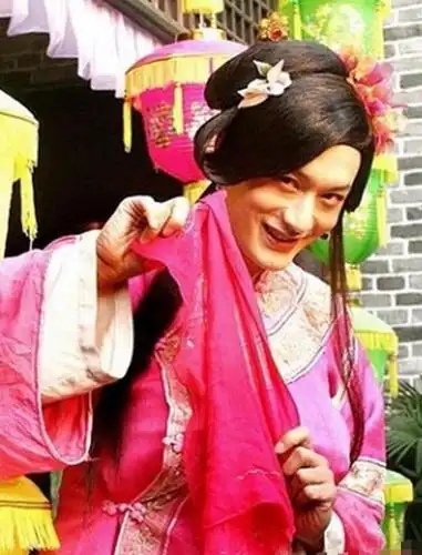 当红男星反串仙女照,林更新红娘 鹿晗最美 看最后以为笑喷了