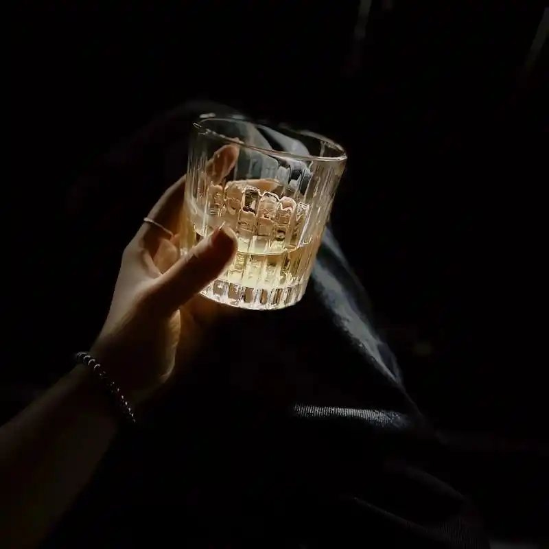 要希望,要期望,要盼望,不要失望. #背景图 #文案背景图 - 抖音