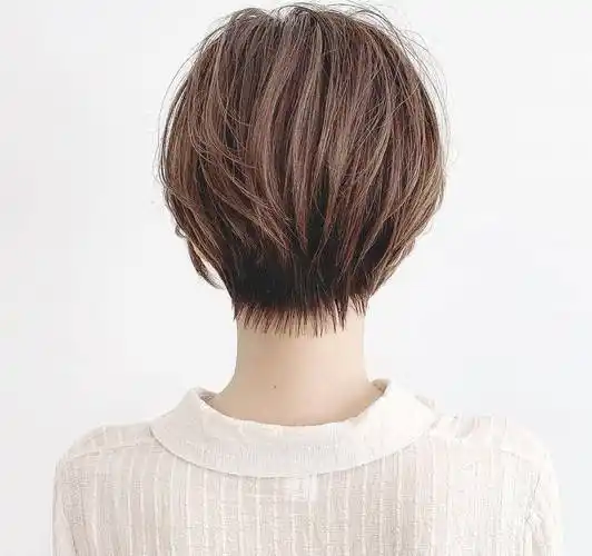 最适合30岁女性的短发,精致,时尚,有气质,喜欢吗