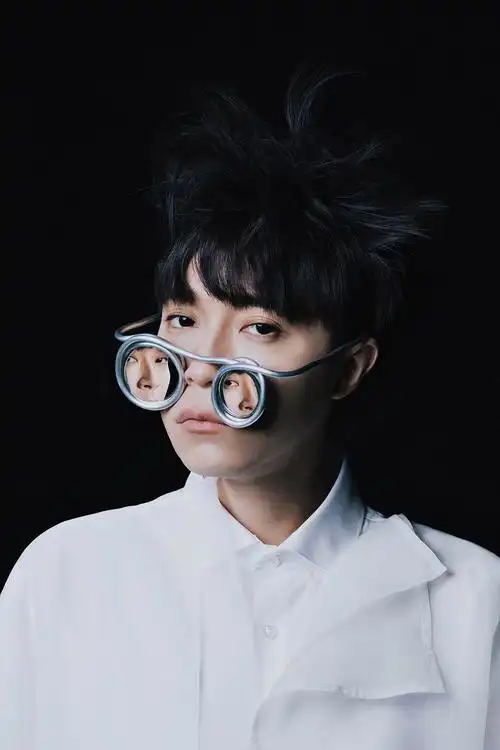 出生于最对的时刻 吴青峰首张专辑《太空人》正式上线