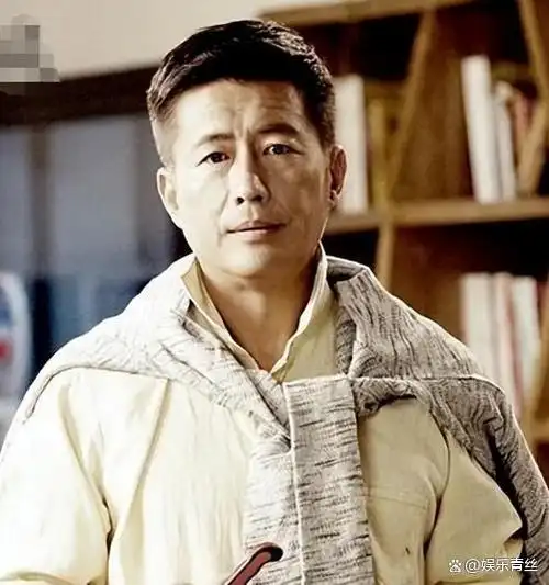 高曙光:出道28年不温不火,52岁娶小16岁妻子爆红,娶个旺夫老婆