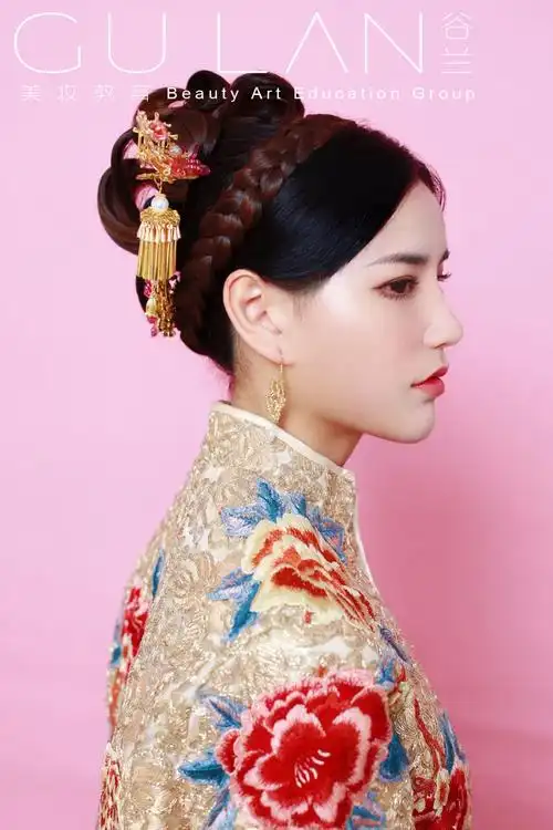 中式秀禾新娘造型