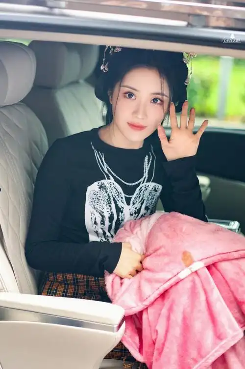 王艺瑾carta新歌红famous##王艺瑾竹马天降都是你