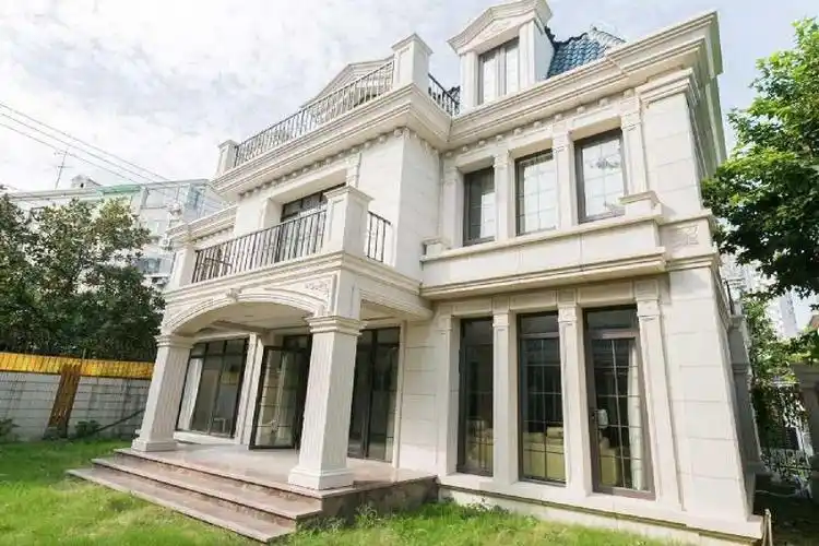 面积                直降1000万,古北商圈独栋别墅,法式