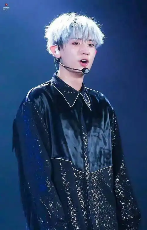 朴灿烈##朴灿烈小卡