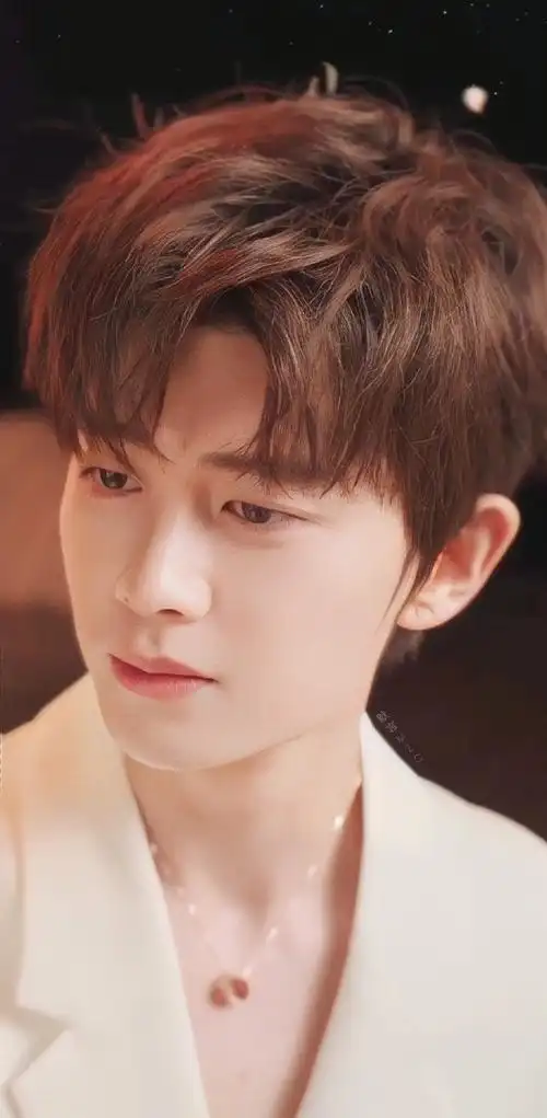 一口桃花姬任你好气色##任嘉伦2023无愧初心