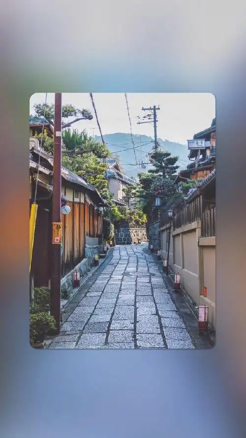 小镇街道风景图片手机壁纸