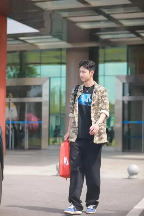 ▼ 王一博上脚 nike dunk sb low "sashiko"