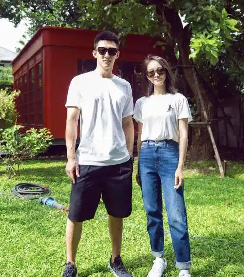 宋茜晒美照,原以为会很美,却因为小粗腿被嘲土味十足_照片_吐槽_时尚