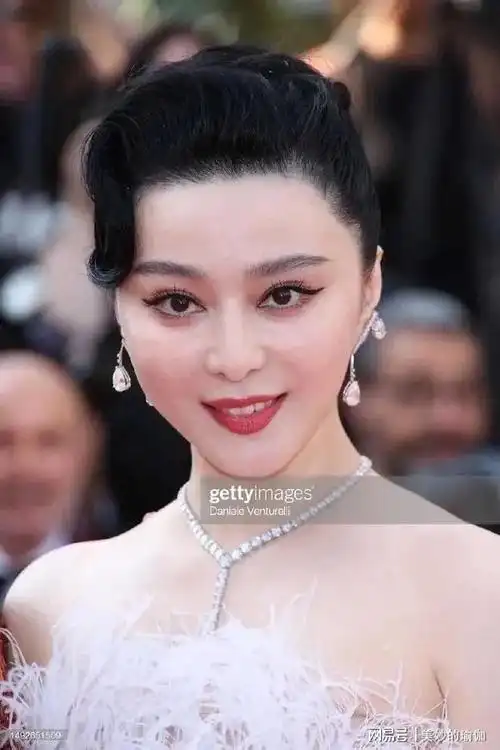 一度不敢相信这是范冰冰,国外g社生图直出无精修|滤镜|皱纹_网易订阅