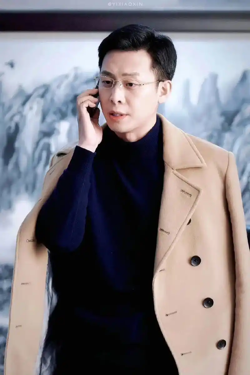 张译 #陈江河 #鸡毛飞上天 #西装杀 - 抖音