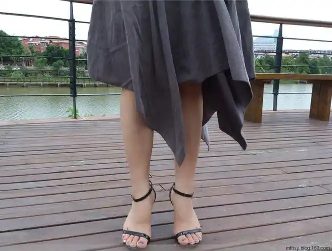 老婆脚~是个宝 - 全身作品/裸足大本营的日志 - 网易博客