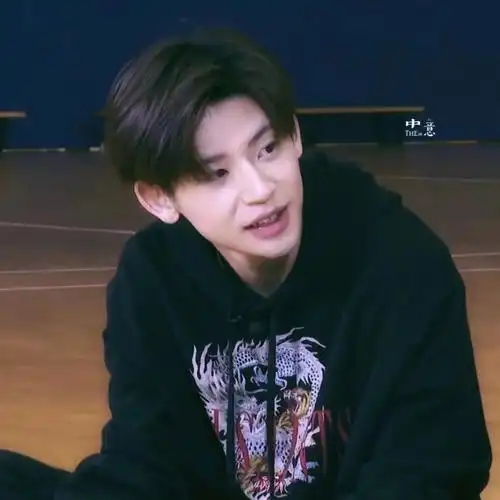 小鬼王琳凯  #头像