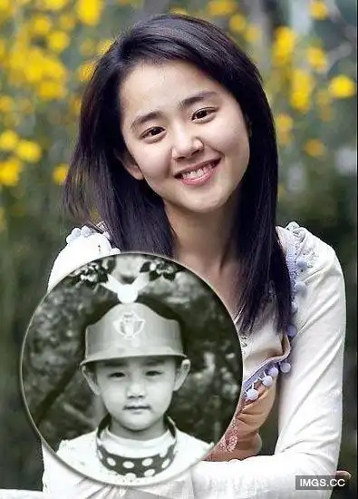 ▼与文根英很相似,朴信惠小时候就出演过《天国的阶梯》,也基本上没