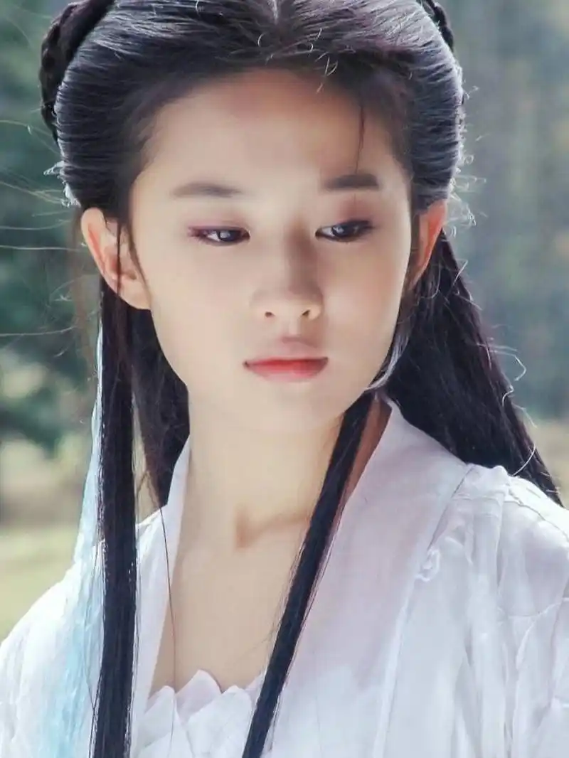最美小龙女,刘亦菲,白衣翩翩