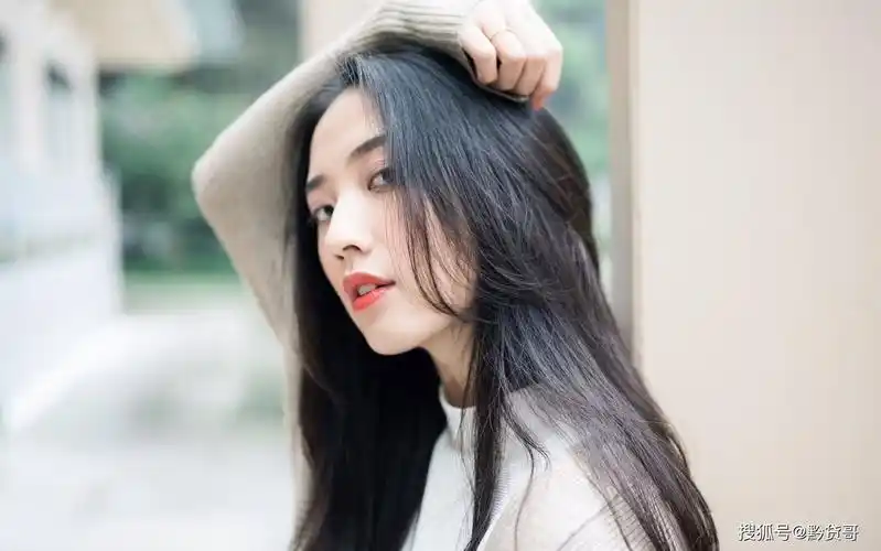 长发美女明星郭碧婷