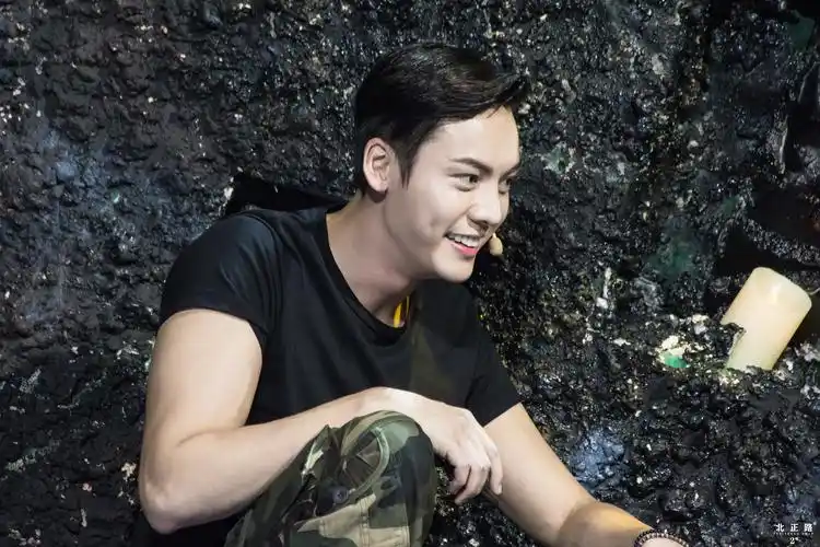 【陈伟霆 william chan】140829 我们都爱笑 3000 x 2000 px (图源