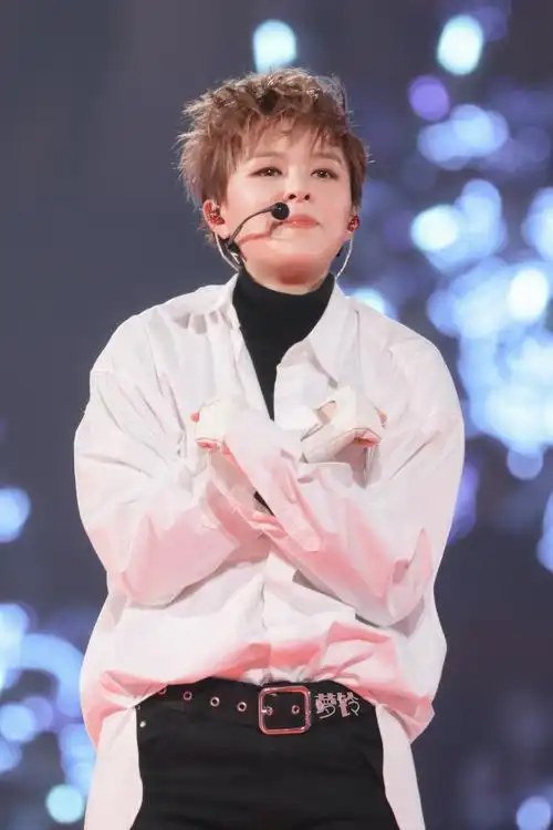 2019/03/30|广州演唱会|《横冲直撞下一站》火箭少女101