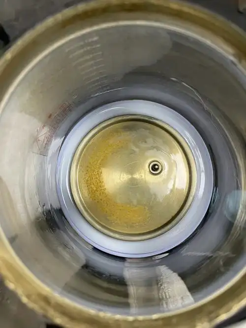 用了一年的贝能恒温水壶突然坏了,那就想水壶还好的底座修一下吧!