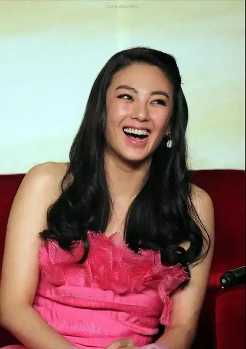 长相精致甜美却输在了大骨架上这10位女星的身材太不懂事了