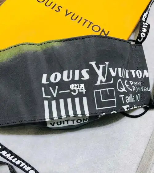 lv降落伞口罩黑白两色