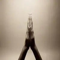 欧美双手合十祈祷头像_微信头像图片大全