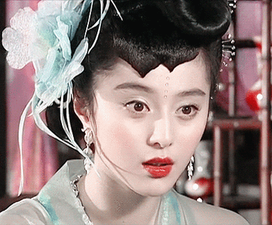 范冰冰|婀娜公主 嘴巴真的是樱桃吧[抱一. 来自·江海凝光· - 微博