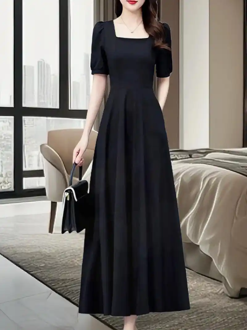 新宠来喽～黑色短袖洋气大摆长裙子!今年最流行的连衣裙款式,收腰显瘦