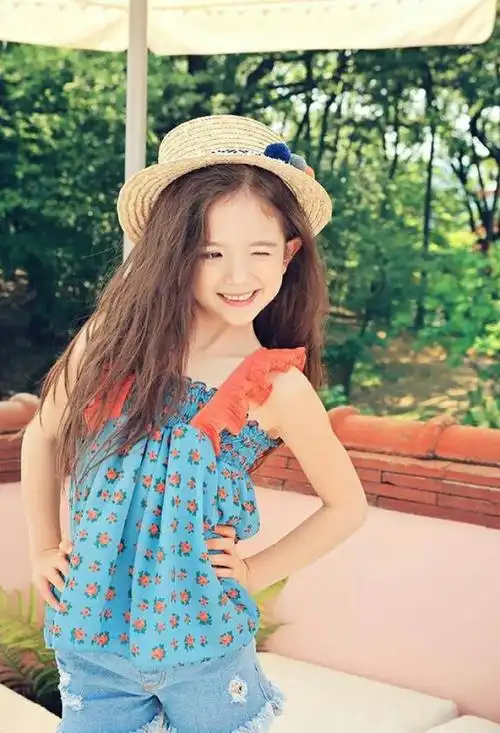 英韩混血小模特louietucker @crystalswan