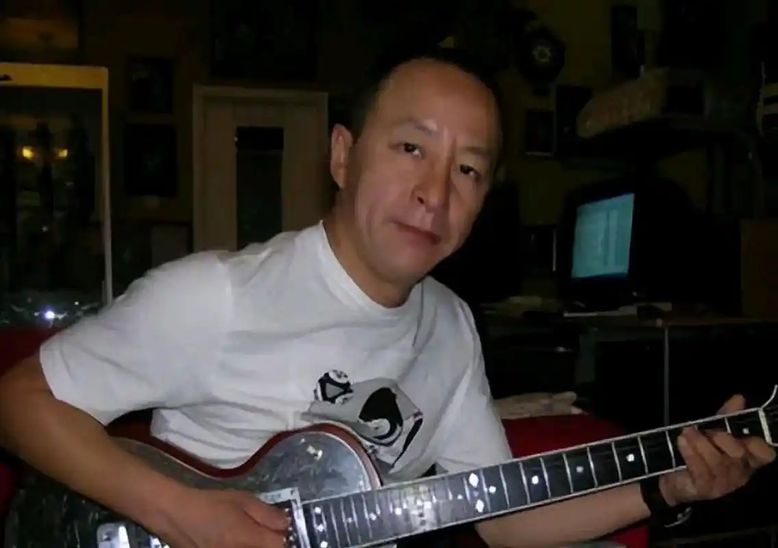 "  田震和张卫宁是