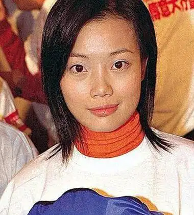 容祖儿为音乐事业献出自己青春,大家一度怀疑她强大得不需要男人