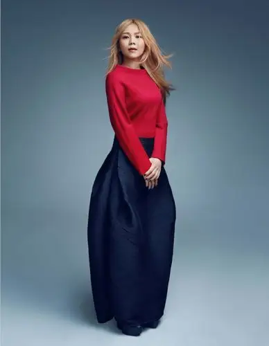 蔡健雅优雅杂志封面曝光分享美丽健康心得