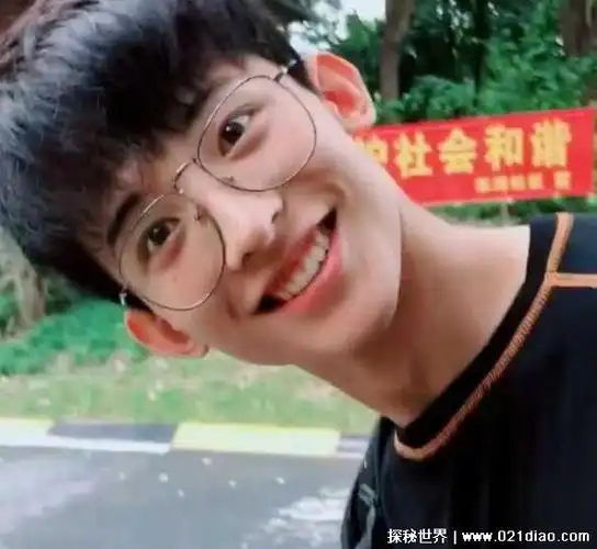 常华森个人资料简介及图片青春有你3常华森的女朋友是谁