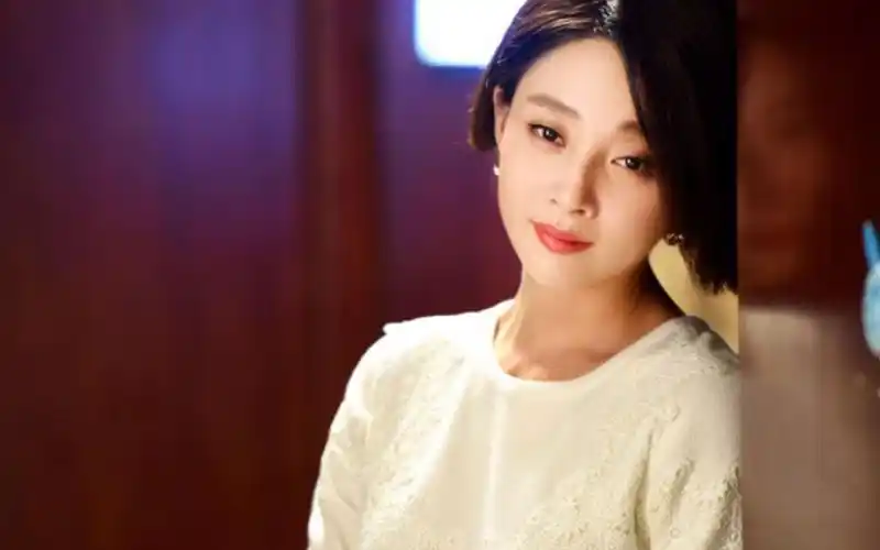 殷桃人世间再现封神演技谈国产剧滥用配音有实力就是霸气