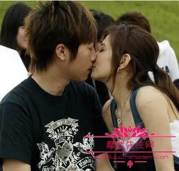 阿信为什么放弃蛋蛋妹五月天阿信前女友蛋蛋妹照片