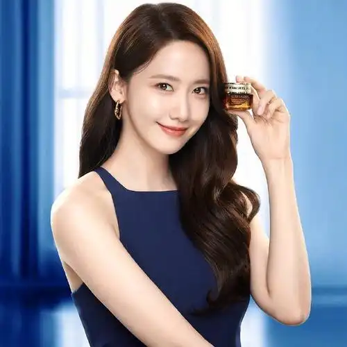 林允儿韩剧黑话律师##林允儿雅诗兰黛亚太区品牌代言人