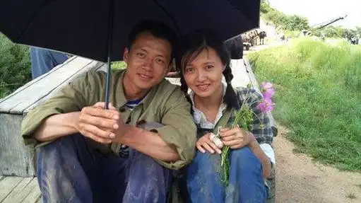 回顾:37岁唐曾虽没结婚但不代表没有伴儿,人这一生不该只有婚姻