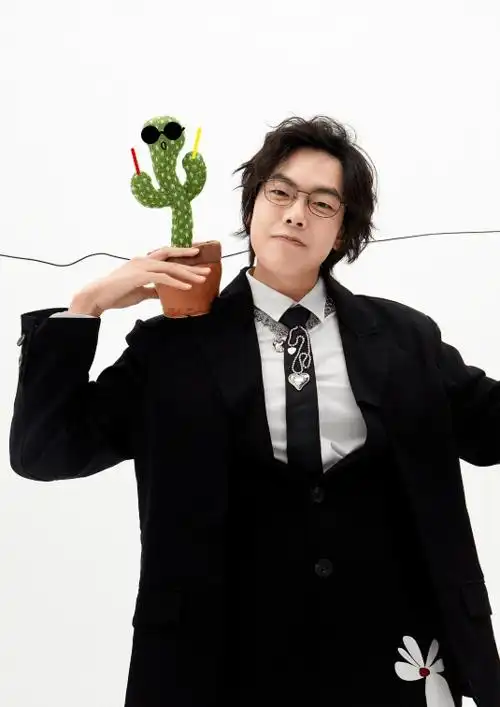 b站up主"逍遥散人"