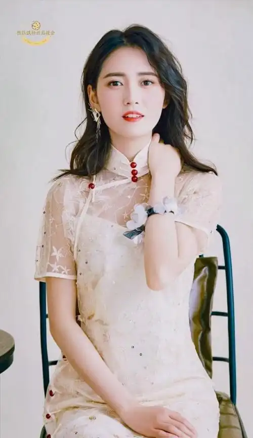 40 韩雪41 张馨予42 倪妮43 文咏珊44 热依扎45 陈慧琳46 袁冰妍47